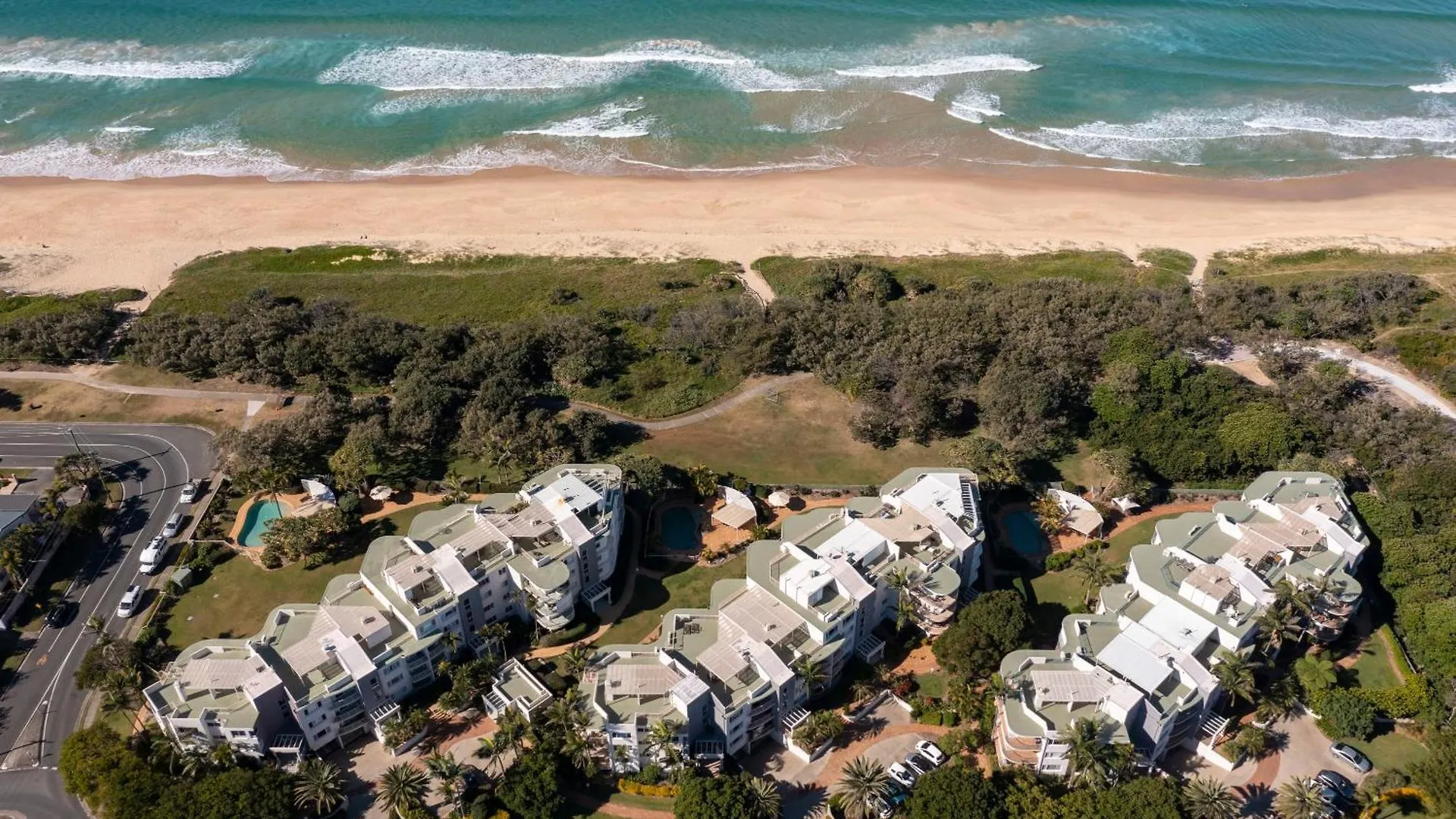 Surfside At Buddina With Direct Beach Access Apartment